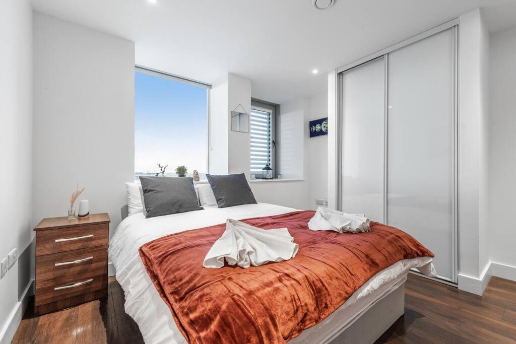 New Apartment 20 Mins From Waterloo London Bp36 Екстериор снимка